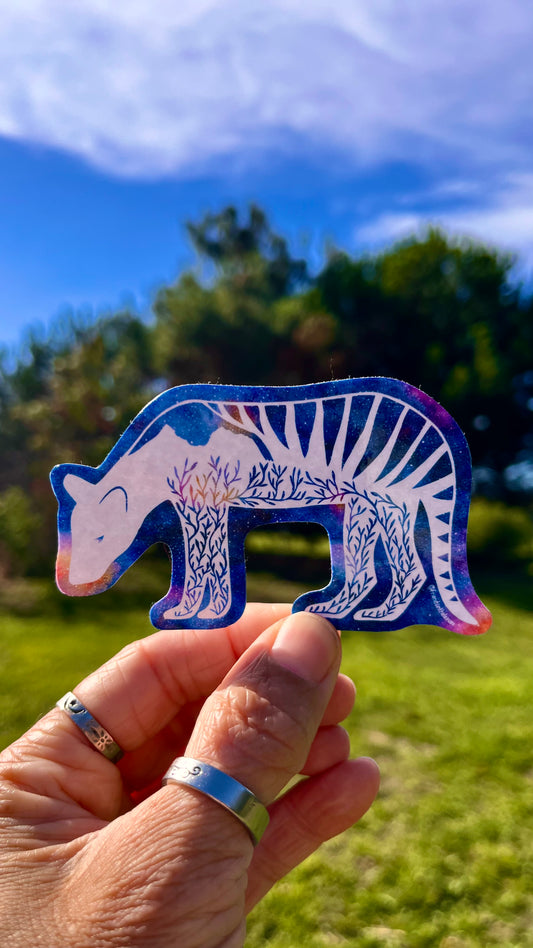 Tasmanian Tiger and Cradle Mountain glossy sticker
